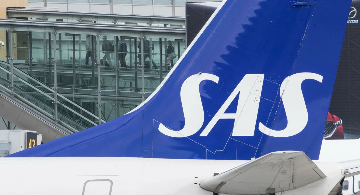 Рейс SAS срочно приземлился из-за загадочной тошноты у многих людей.