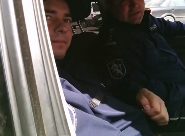 Acestia au fost audiati, INP a deschis o ancheta de serviciu, iar cei doi au fost concediati.
