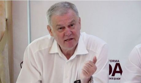 Павловский покидает партию "Платформа "Достоинство и правда".