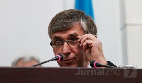 Ион Стурза затронул и все более нарастающие акции протеста, проходящие в последнее время в Кишиневе.