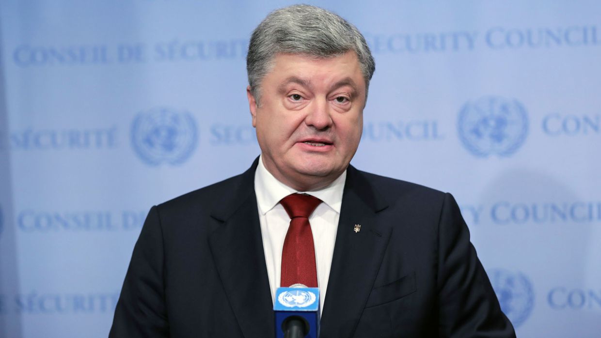 Петр Порошенко заявил, что поражен числом разделяющих мнение Владимира Путина украинских политиков.