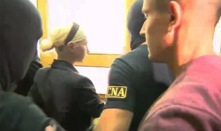 Марину Таубер доставили в суд сектора Чеканы.