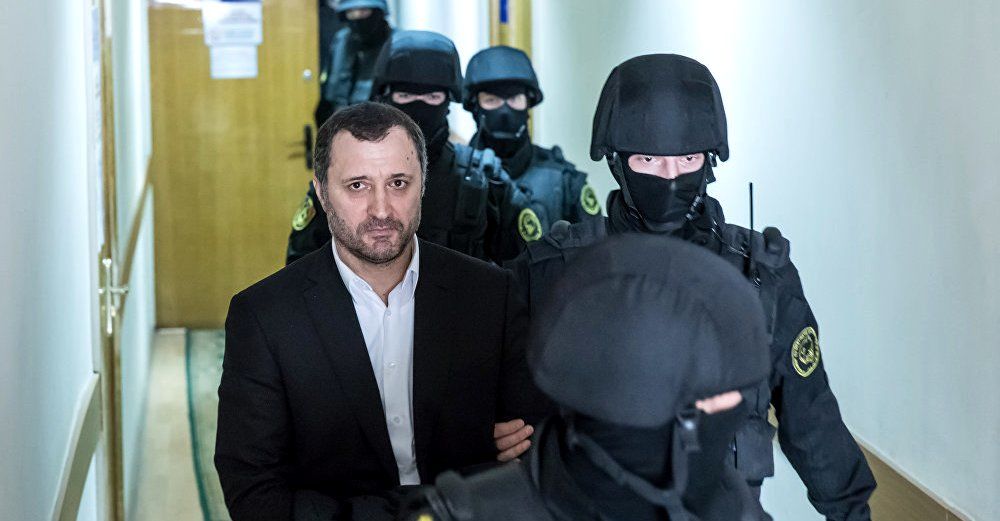 Vlad Filat: Mai devreme sau mai târziu, totul se va clarifica. Foto: CrimeMoldova