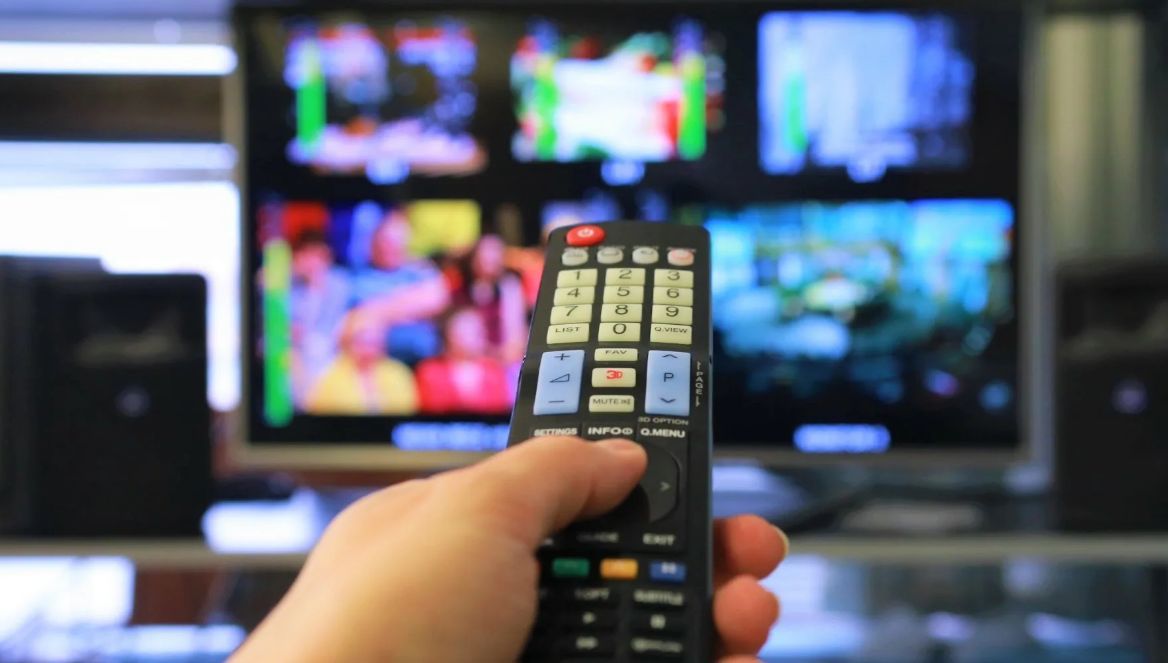 СТР оштрафовал два телеканала за однобокое освещение событий в Украине.
