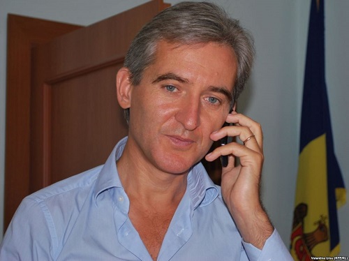 Не обошел вниманием Юрий Лянкэ и ситуацию на столичных улицах.