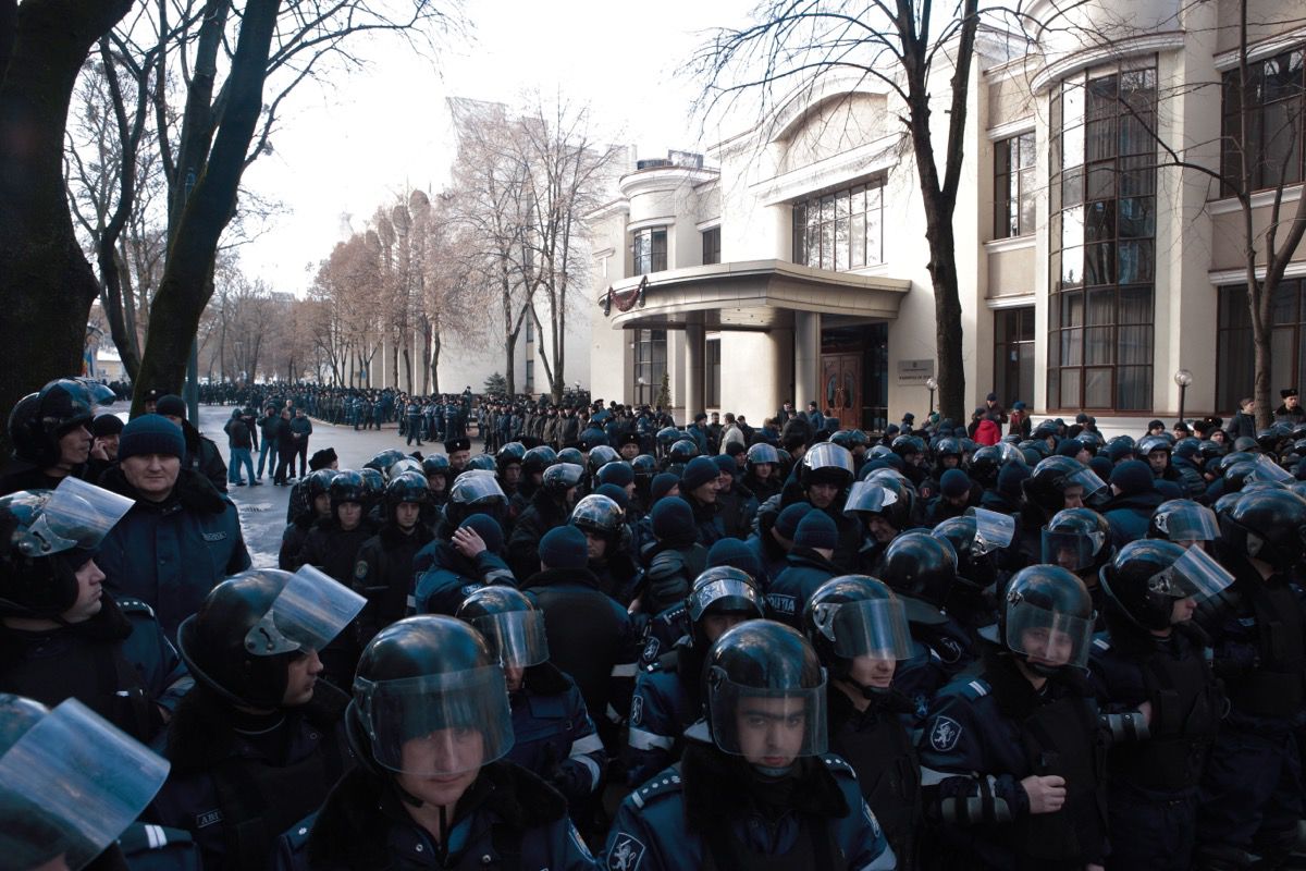 Противоречивая информация появляется в эти минуты в СМИ.