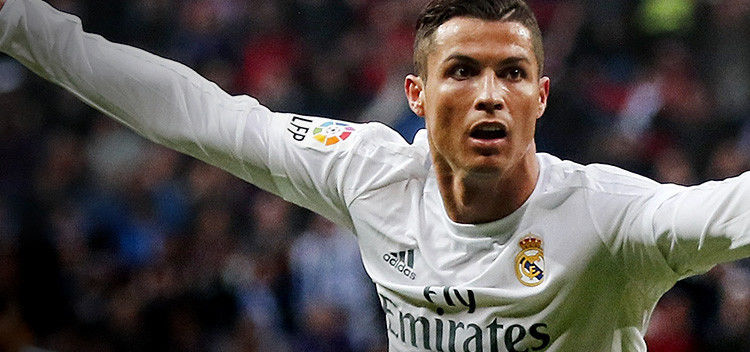 Ronaldo - jucătorul anului, Zidane - antrenorul anului, la Globe Soccer Awards.