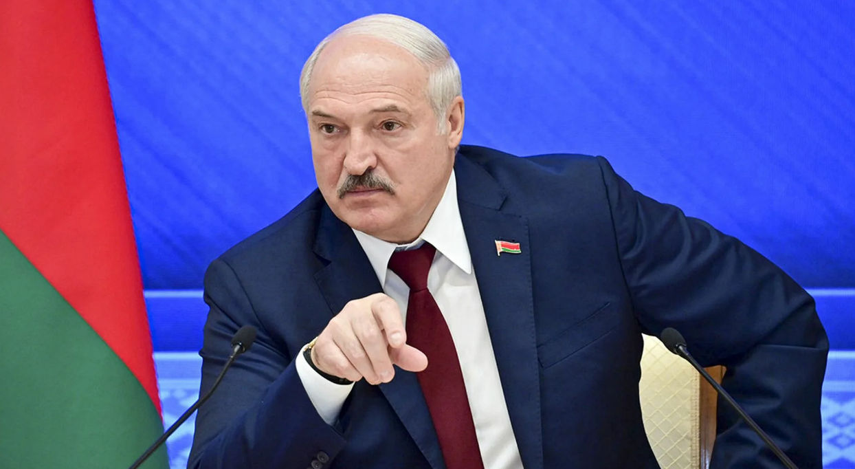 Лукашенко: В 2024 году Беларусь станет плацдармом для тренировки вражеских сил.