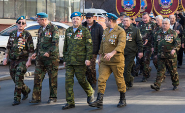 Ветераны войны в Афганистане будут награждены памятным крестом.