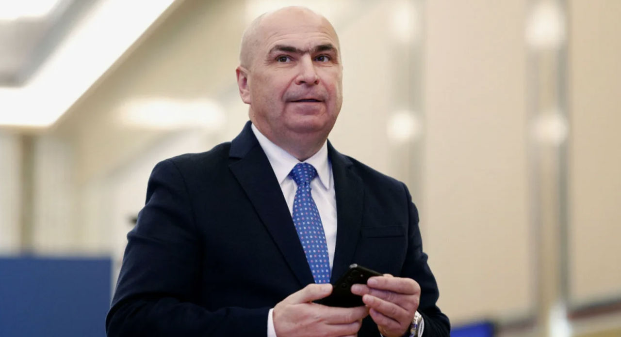 Во временном правительстве Румынии опровергают слухи о его возможной отставке.