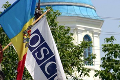 Întrevederea, prezidată de Ambasadorul Fouéré, s-a axat pe chestiuni precum învăţământul