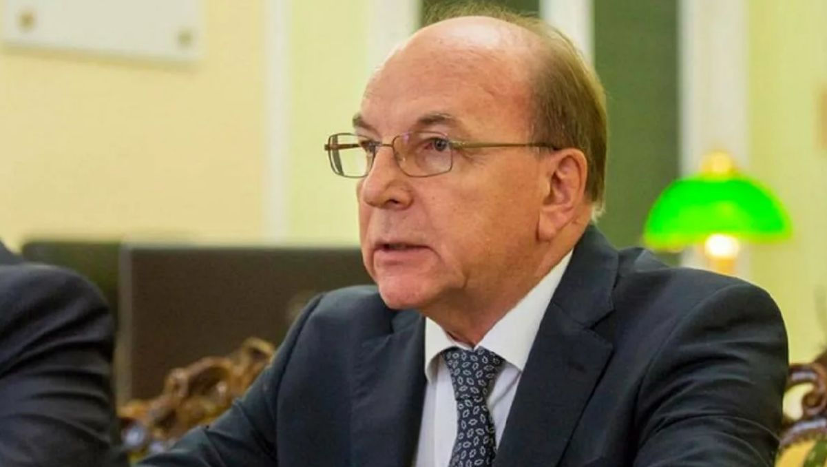 Васнецов: Сокращение персонала посольства в РМ создает проблемы гражданам.