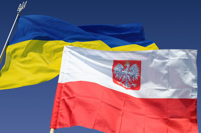 В Польше собрано 600 комплектов документов для реституции имущества в Украине. Фото: lazare.ru