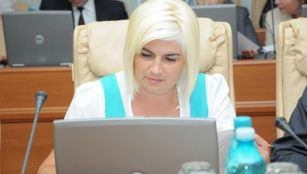 În noua sa funcție la Ministerul Apărării, Ana Vasilache se va ocupa de aspectele sociale.