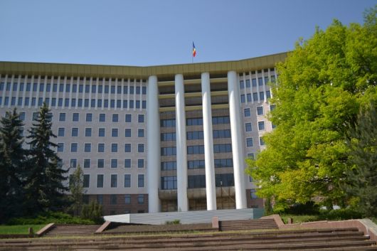 Reconstrucția sediului Legislativului, devastat în urma evenimentelor din 7 aprilie 2009, a fost estimată la 200 mln. de lei