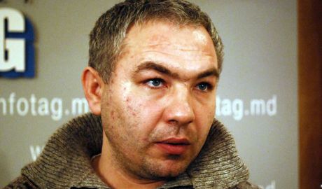 Decizia a fost emisă de magistraţii Judecătoriei sectorului Râşcani, dar Mătăsaru a declarat că o va contesta în instanţa superioară.