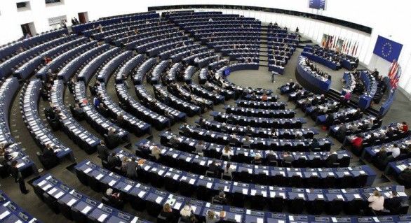 Un grup de europarlamentari condamnă abuzurile lui Plahotniuc într-o scrisoare adresată Federicăi Mogherini.
