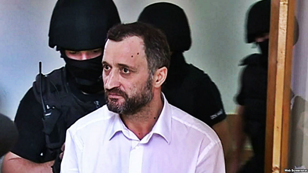 По словам адвокатов, дело, по которому Влад Филат был осуждён Судом сектора Буюкань, не связано с мошенничеством в Banca de Economii. Фото: agora.md
