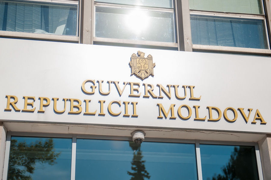Guvernul a pregătit avize negative pentru mai multe proiecte de lege înaintate de opoziție.