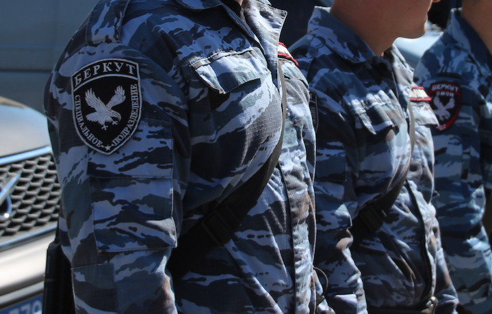 Радикалы блокировали СИЗО в Киеве, чтобы не допустить обмен экс-бойцов "Беркута".
