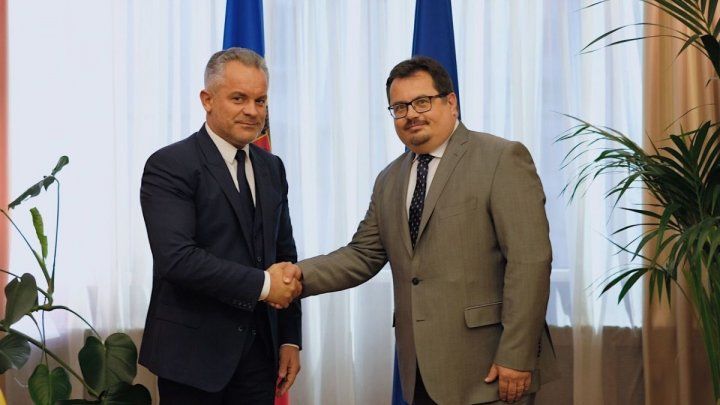 Vlad Plahotniuc s-a întâlnit cu noul ambasador european în Moldova. 