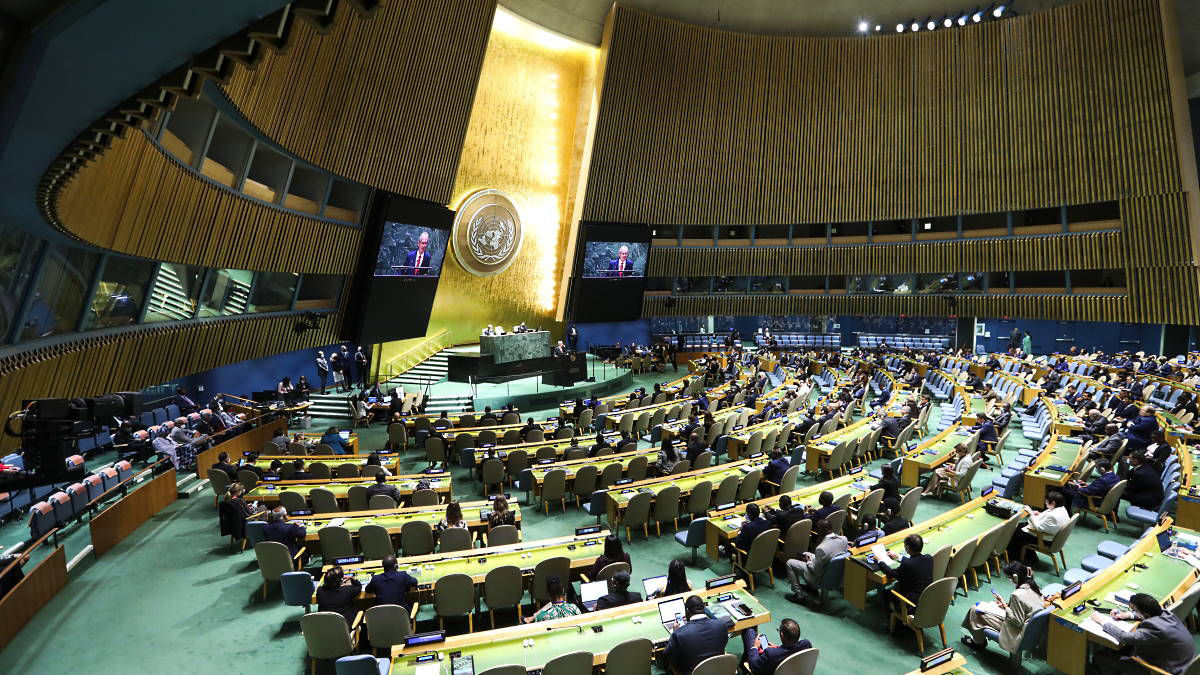 The Guardian: Украина лоббирует в ООН конфискацию российских активов.