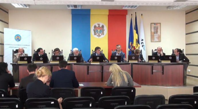 CEC a aprobat modelul ştampilei care va fi aplicată în actele de identitate ale alegătorilor în ziua votării. Foto: tv7.md