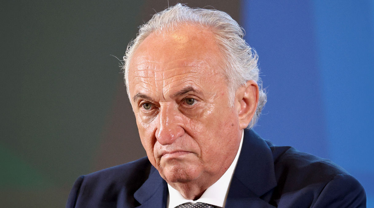 Еще один миллиардер отказался от гражданства России: уже седьмой.
