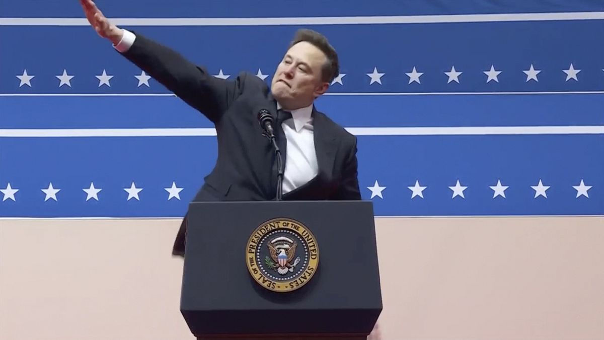 Gestul lui Musk la evenimentul dedicat investirii lui Trump a stârnit reacții aprinse.