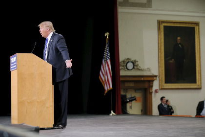 Трамп откажется от инвестиций в Великобританию, если ему будет запрещен въезд в страну.