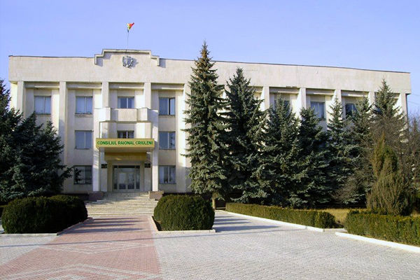 Законопроект был рассмотрен и на заседании комиссии по вопросам права.