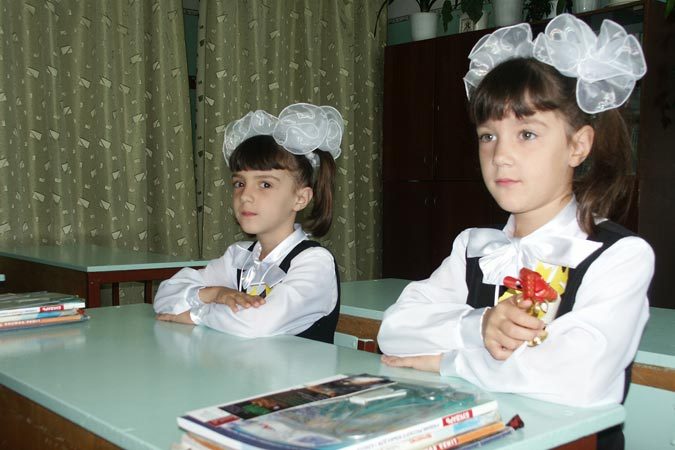 Кишиневские лицеисты будут носить школьную форму. 