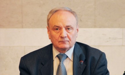 El a spus că o decizie în acest sens va fi adoptată în viitorul apropiat și aceasta va fi făcută publică.