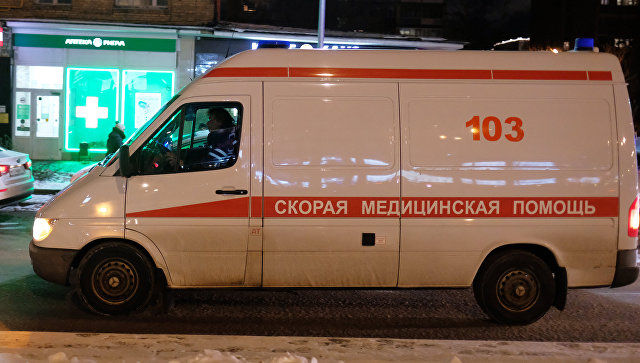 В день происшествия нейрохирург Алексей Кащеев написал о том, что пытался реанимировать "случайного прохожего" на улице.