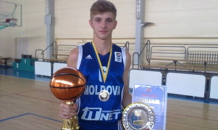 Este vorba despre Bogdan Rusu, jucător al campioanei Moldovei, BC Donbaschet USM. Cei care l-au cunoscut sunt în stare de şoc. 