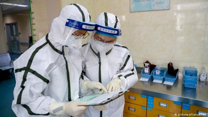 Ученые предложили переименовать коронавирус.