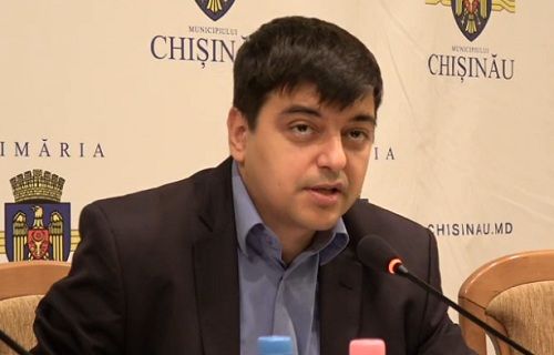 Советники-социалисты отметили, что они не против развития культуры, но против того чтобы деньги выделялись на несуществующие концерты и по непонятным критериям.
