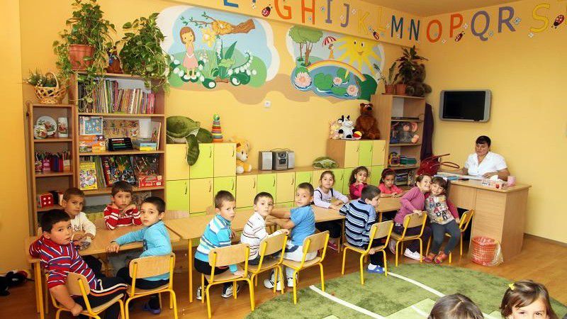 Cine e șefa grădiniței care a cerut 1.800 lei pentru înscriere