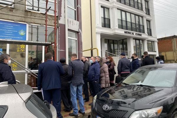 В Гагаузии желающие стать депутатами выстраиваются в очередь.