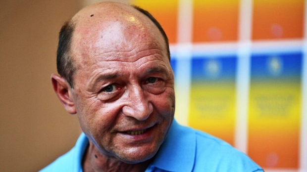 Traian Băsescu a declarat vineri că nu-l îngrijorează amânarea cu 40 de zile
