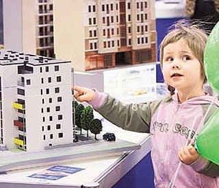 Стоимость 1 кв. м в 3-комнатных квартирах в декабре 2012 г. на Ботанике составляла 484-569 евро.