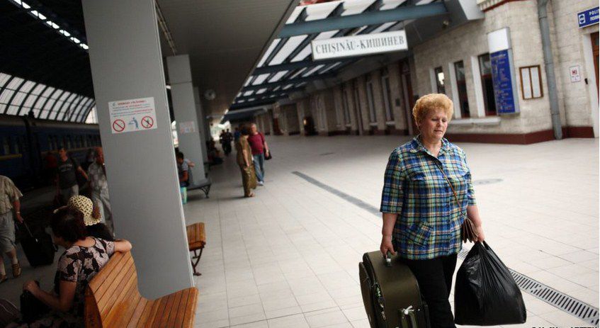 Reducerea semnificativă a remiterilor s-a datorat în mare parte diminuării transferurilor din Rusia. Foto: moldova24.info