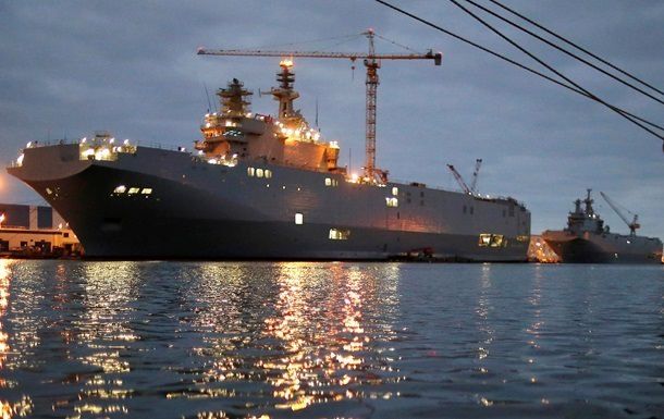 Россия от кораблей Мистраль официально не отказывалась.