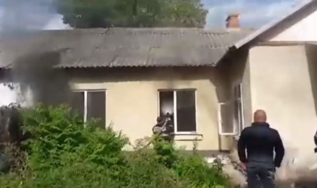 Sediul Partidului Liberal din oraşul Făleşti a fost incendiat. 