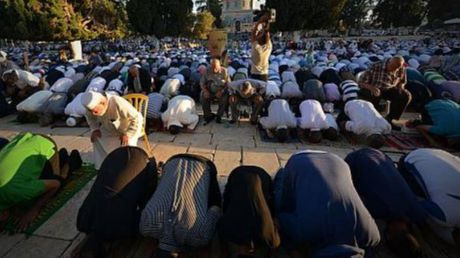 Musulmanii din întreaga lume sărbătoresc Ramazan Bairamul. Foto: reporterntv.ro