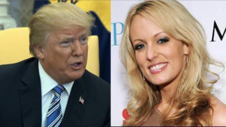 CD-ul cu care actrița de filme pentru adulți îl amenință pe Trump
