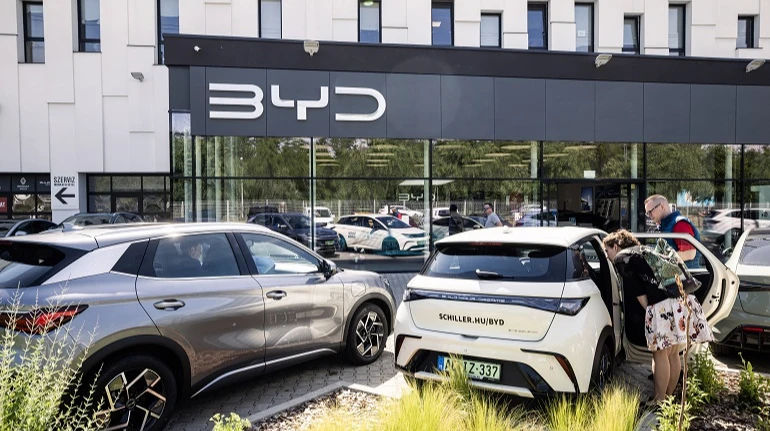 ЕС проверяет завод BYD в Венгрии из-за китайских субсидий.
