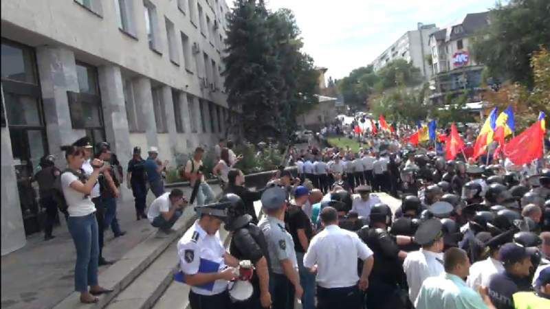 Полиция пока затрудняется назвать мотивы ареста Петренко.