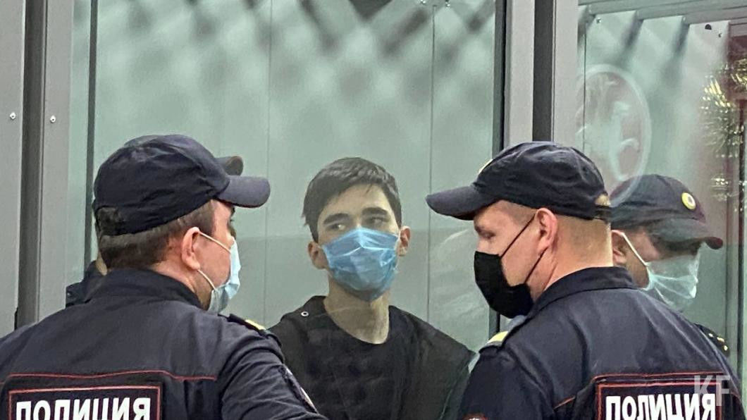 Одноклассница стрелка из Казани заявила о его травле учителями.