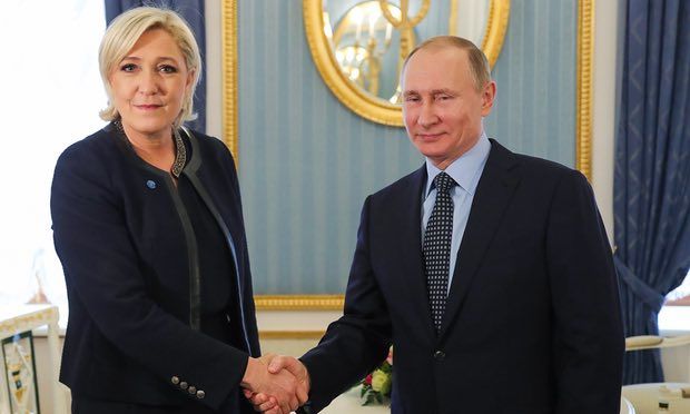 Președintele rus Vladimir Putin, care s-a întâlnit vineri la Kremlin cu președinta Frontului Național francez Marine Le Pen. 